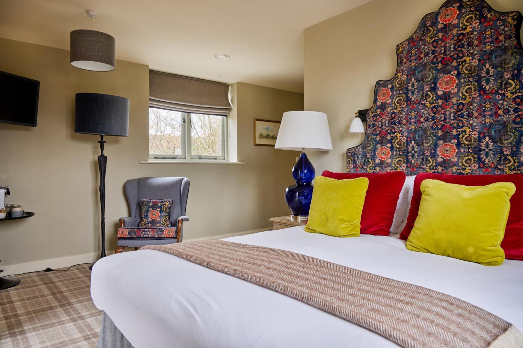 Hotel The Harcourt Arms Stanton Harcourt Habitación foto A bedroom at The Old parsonage